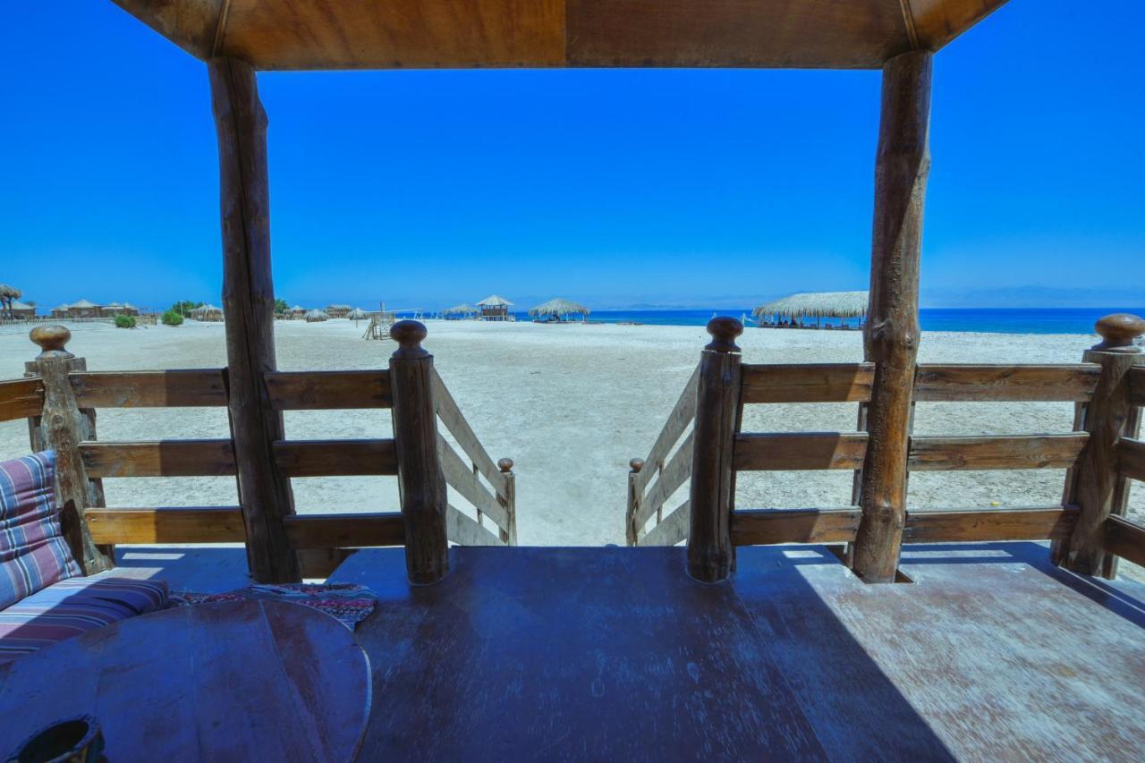 נואייבה Ananda Beach Camp מראה חיצוני תמונה