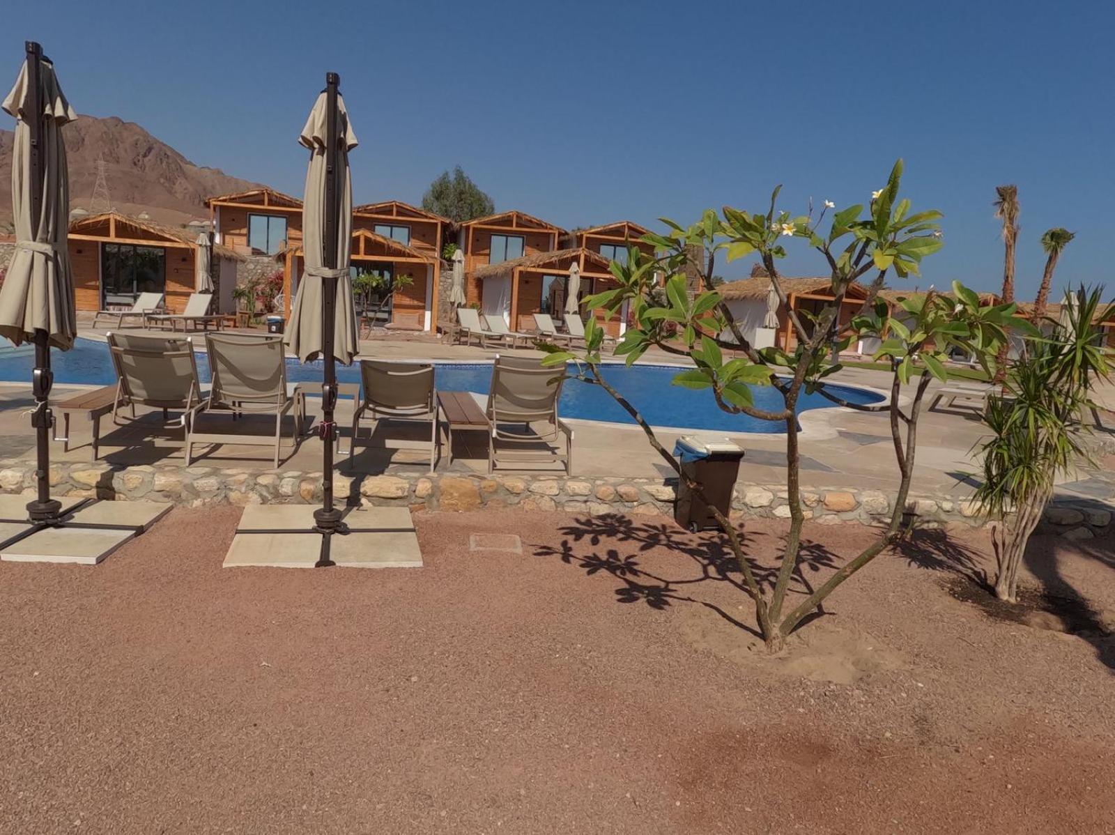 נואייבה Ananda Beach Camp מראה חיצוני תמונה
