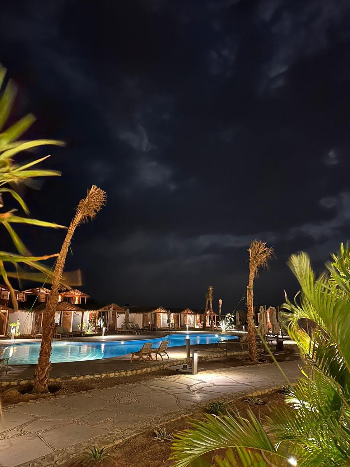 נואייבה Ananda Beach Camp מראה חיצוני תמונה