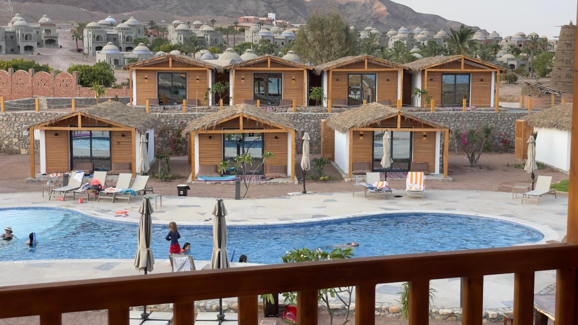 נואייבה Ananda Beach Camp מראה חיצוני תמונה