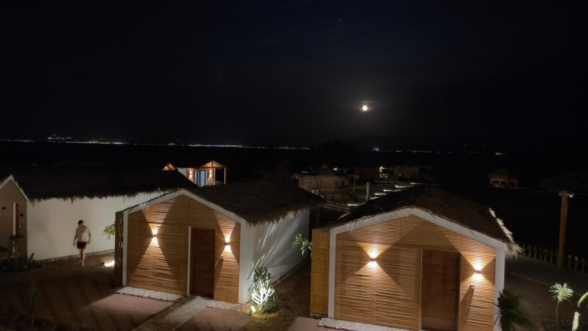 נואייבה Ananda Beach Camp מראה חיצוני תמונה