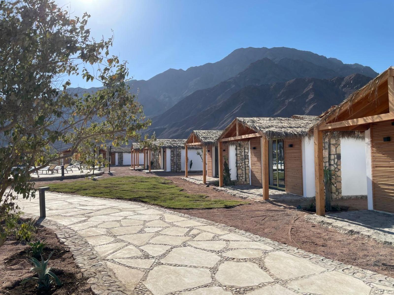 נואייבה Ananda Beach Camp מראה חיצוני תמונה